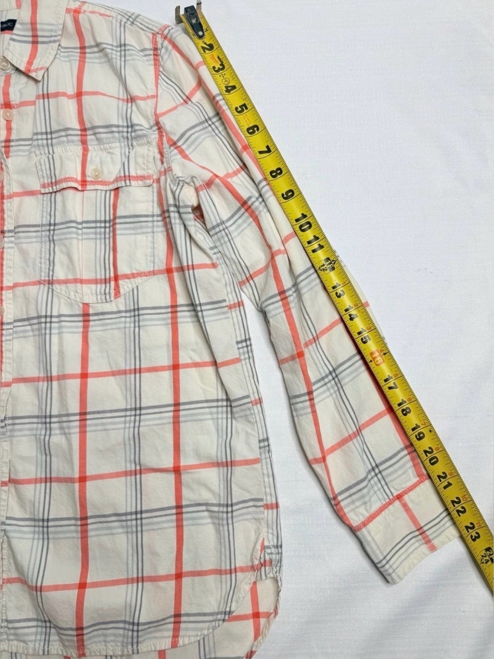 Banana Republic Soft Orange Plaid Women’s Button Down Shirt Small - Picture 7 of 11
